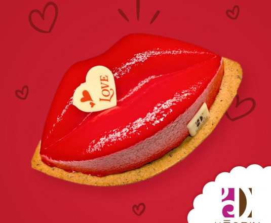 Bouche framboises noisette